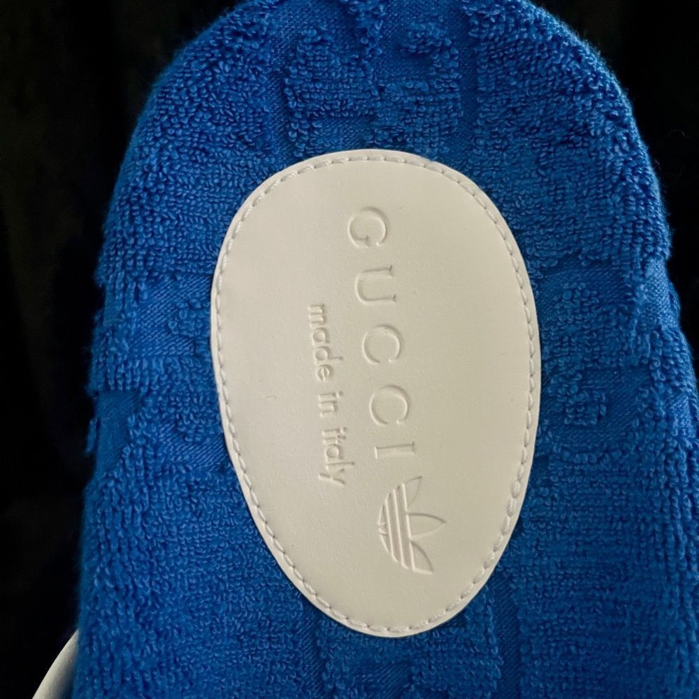 Gucci x Adidas Logo Slides - Picture 7 of 7